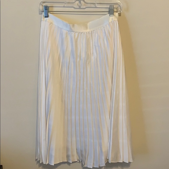 Express Dresses & Skirts - Express White Pleated Skirt